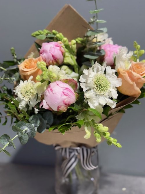 Blushing Garden Wrap
