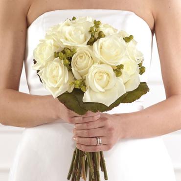 Deluxe Clutch Bridal Bouquet